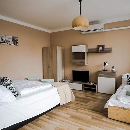 Bereny Panzio Bed and Breakfast Balatonberény Exteriör bild